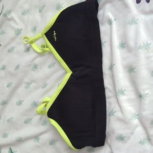 Women's Sports Bra